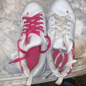 DC Skate boarding shoes